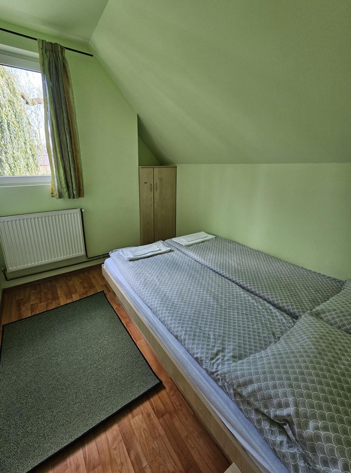 Fuzfa Apartman Joseni  Luaran gambar